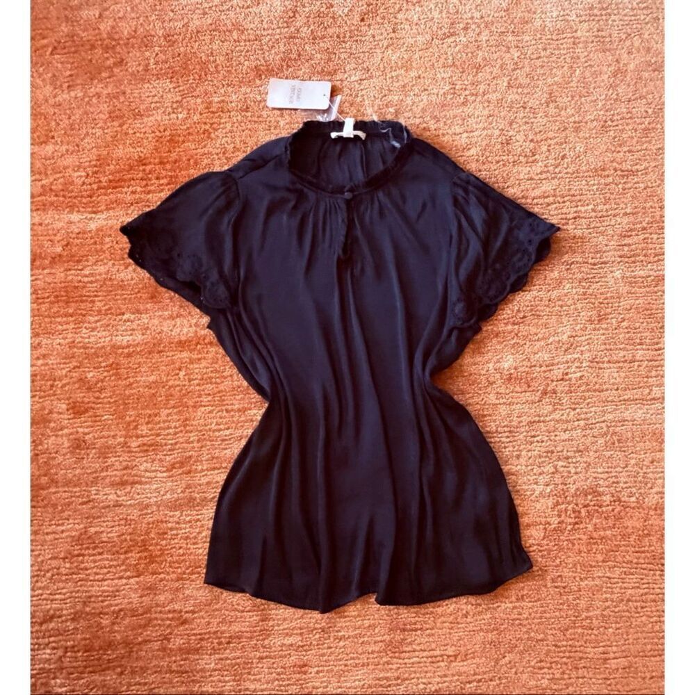 Como Vintage Black Satin Blouse Size M Flutter Sleeve NWT